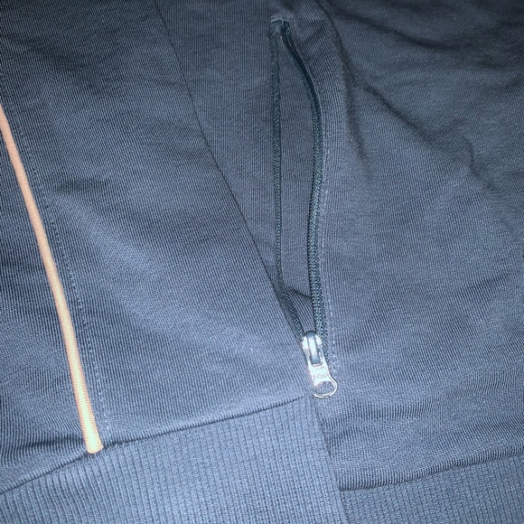 MENS FILA INDAH PULLOVER EMBROIDERED HOODIE - Picture 6 of 6